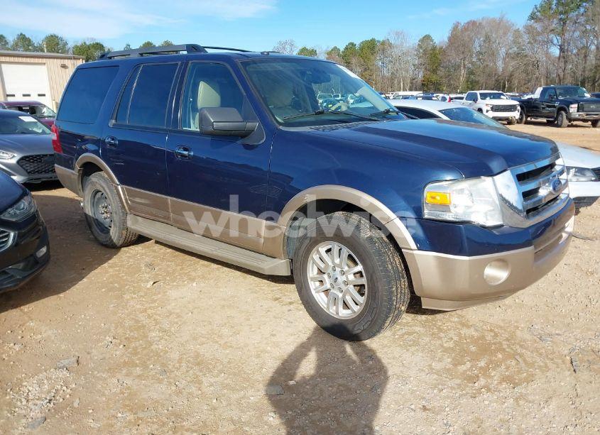 2014 Ford Expedition XLT (VIN 1FMJU1H50EEF60234) main photo