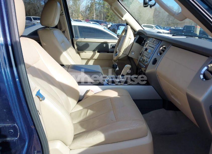 Photo 5 of 2014 Ford Expedition XLT (VIN 1FMJU1H50EEF60234)