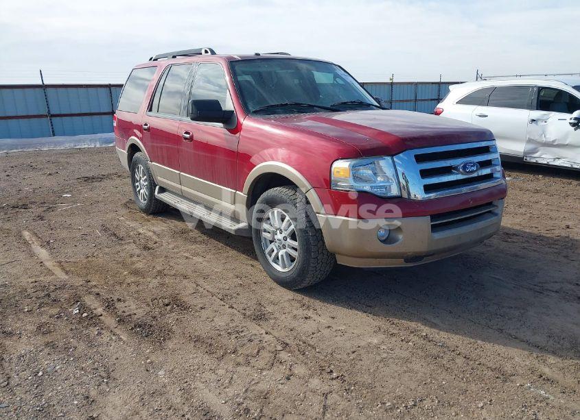 2014 Ford Expedition XLT (VIN 1FMJU1H50EEF65675) main photo
