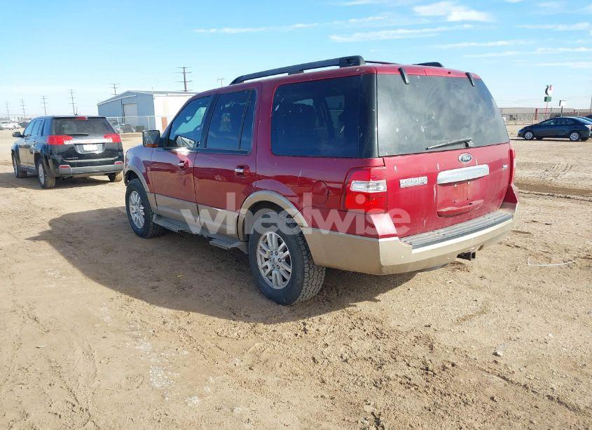 Photo 3 of 2014 Ford Expedition XLT (VIN 1FMJU1H50EEF65675)
