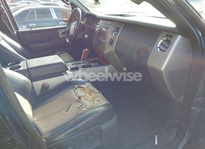 Photo 5 of 2010 Ford Expedition EDDIE BAUER/KING RANCH (VIN 1FMJU1H51AEB63111)