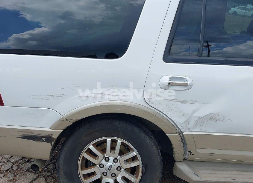 Photo 6 of 2010 Ford Expedition EDDIE BAUER/KING RANCH (VIN 1FMJU1H53AEA07426)