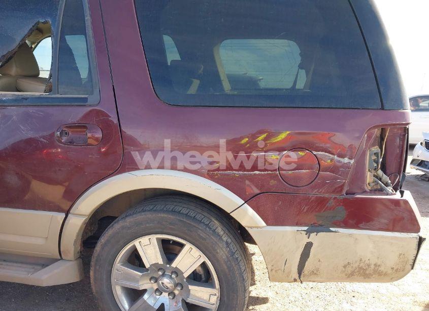 Photo 6 of 2010 Ford Expedition EDDIE BAUER/KING RANCH (VIN 1FMJU1H53AEB53504)