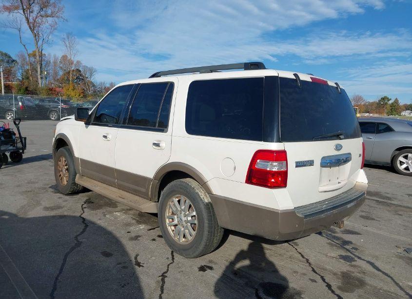 Photo 3 of 2011 Ford Expedition XLT (VIN 1FMJU1H53BEF00668)