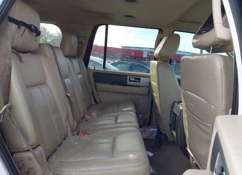 Photo 8 of 2011 Ford Expedition XLT (VIN 1FMJU1H53BEF00668)