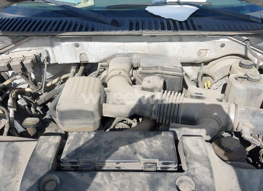 Photo 10 of 2011 Ford Expedition XLT (VIN 1FMJU1H53BEF47439)