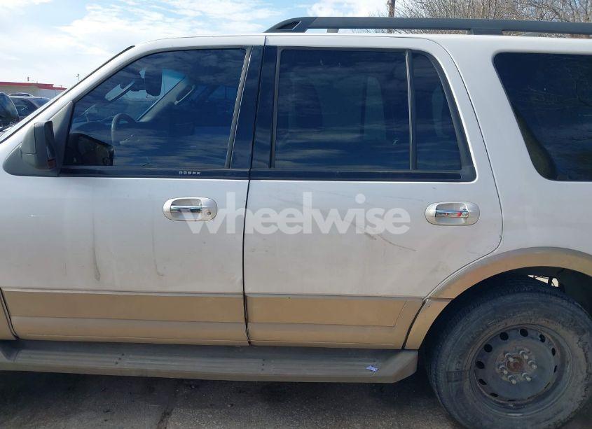 Photo 14 of 2011 Ford Expedition XLT (VIN 1FMJU1H53BEF47439)