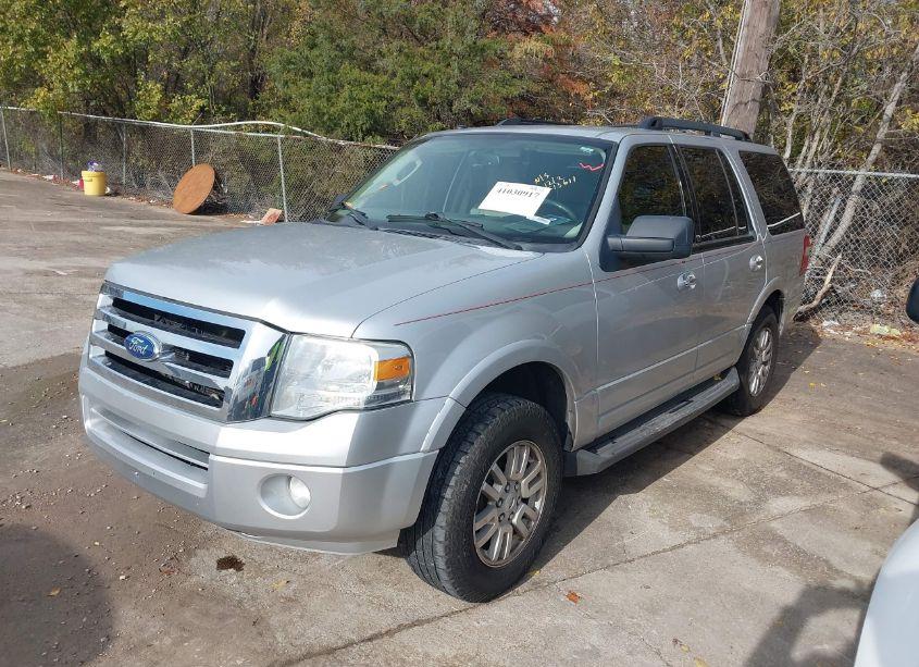 Photo 2 of 2012 Ford Expedition XLT (VIN 1FMJU1H54CEF13611)