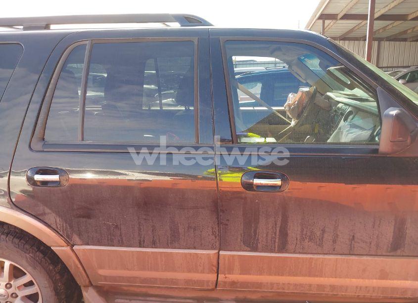 Photo 13 of 2012 Ford Expedition XLT (VIN 1FMJU1H54CEF66308)