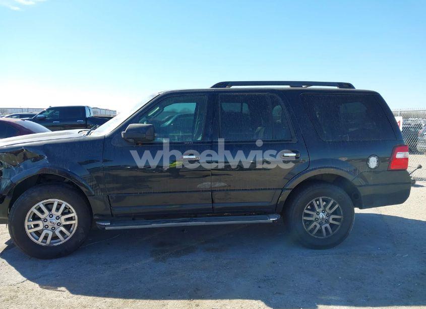 Photo 14 of 2013 Ford Expedition XLT (VIN 1FMJU1H54DEF28790)