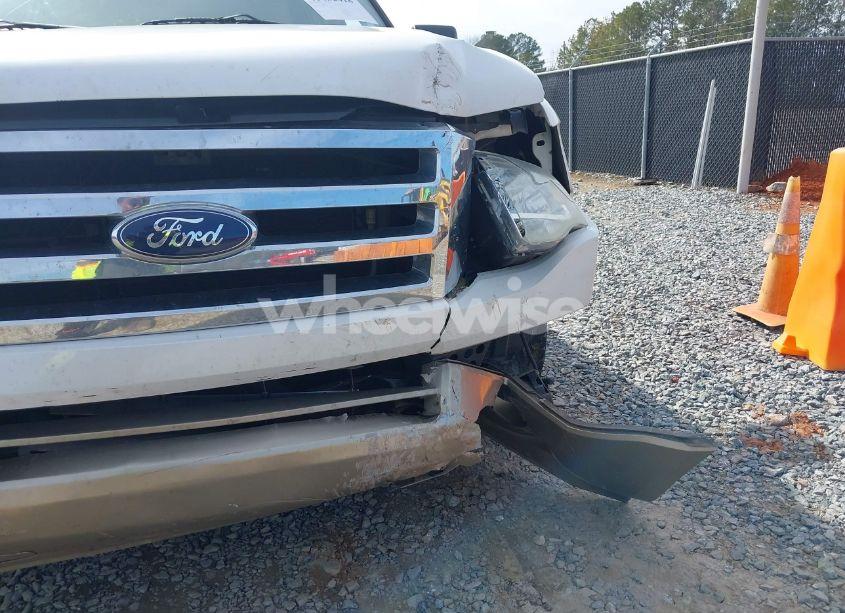 Photo 19 of 2013 Ford Expedition XLT (VIN 1FMJU1H54DEF69212)