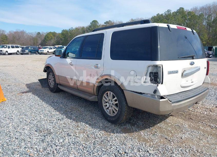 Photo 3 of 2013 Ford Expedition XLT (VIN 1FMJU1H54DEF69212)