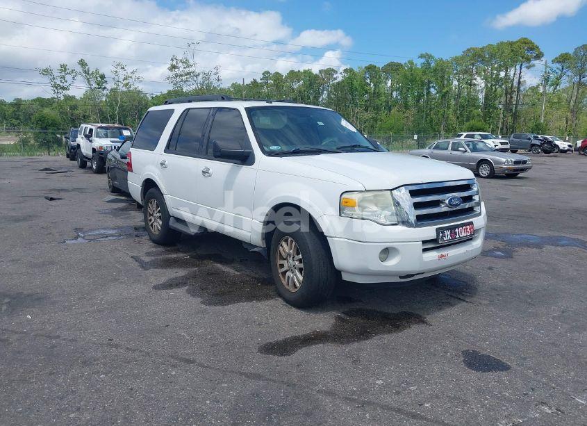 2011 Ford Expedition XLT (VIN 1FMJU1H55BEF53677) main photo