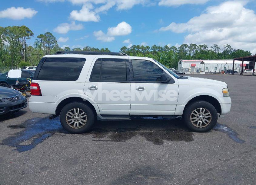 Photo 13 of 2011 Ford Expedition XLT (VIN 1FMJU1H55BEF53677)