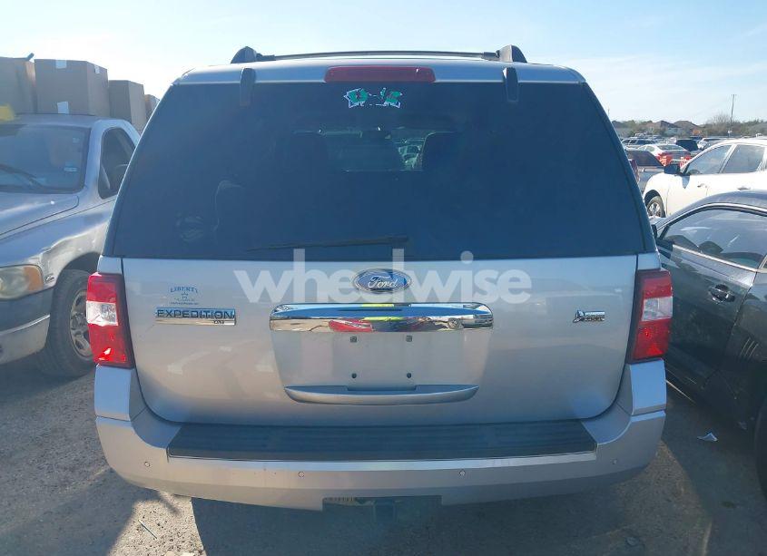 Photo 16 of 2012 Ford Expedition XLT (VIN 1FMJU1H55CEF11740)