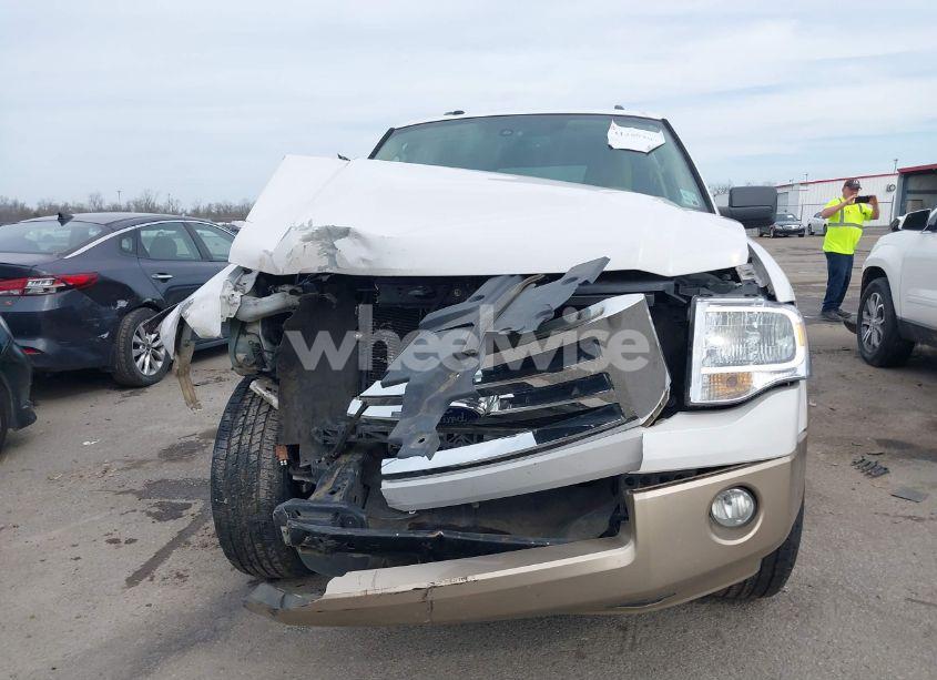Photo 12 of 2012 Ford Expedition XLT (VIN 1FMJU1H55CEF33088)