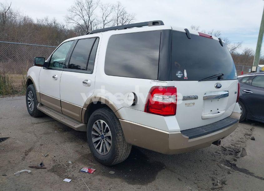 Photo 3 of 2012 Ford Expedition XLT (VIN 1FMJU1H55CEF33088)