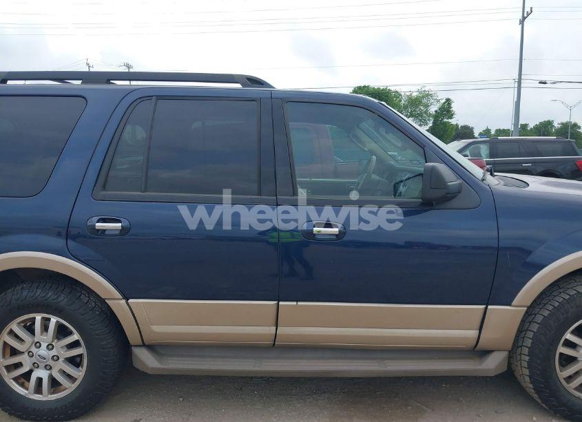 Photo 13 of 2013 Ford Expedition XLT (VIN 1FMJU1H55DEF00514)