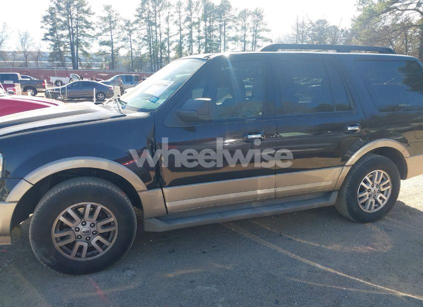 Photo 14 of 2013 Ford Expedition XLT (VIN 1FMJU1H55DEF00657)