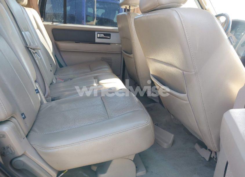 Photo 8 of 2013 Ford Expedition XLT (VIN 1FMJU1H55DEF42973)