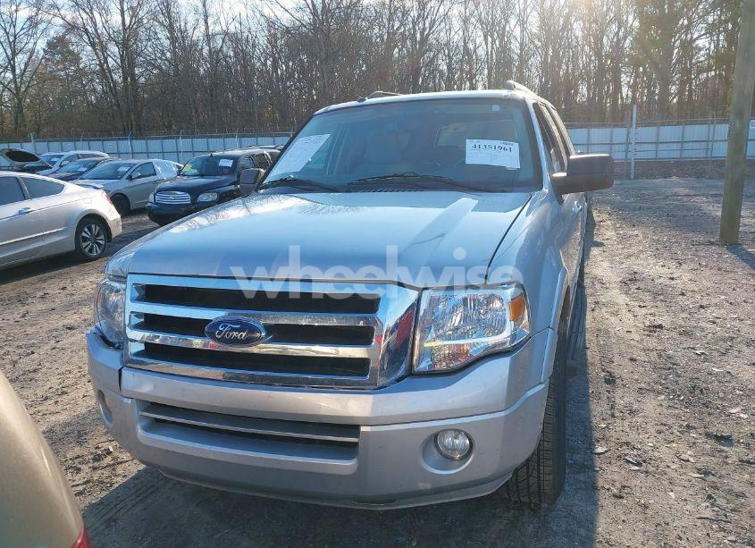Photo 12 of 2014 Ford Expedition XLT (VIN 1FMJU1H55EEF03043)