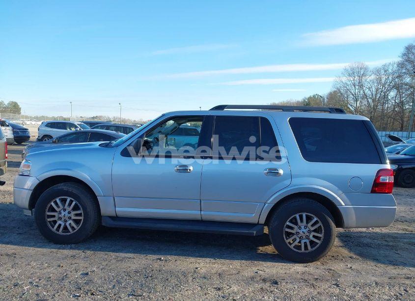 Photo 14 of 2014 Ford Expedition XLT (VIN 1FMJU1H55EEF03043)