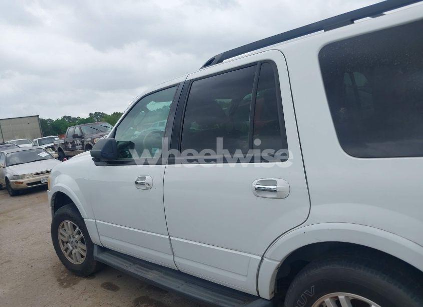 Photo 14 of 2011 Ford Expedition XLT (VIN 1FMJU1H56BEF37276)