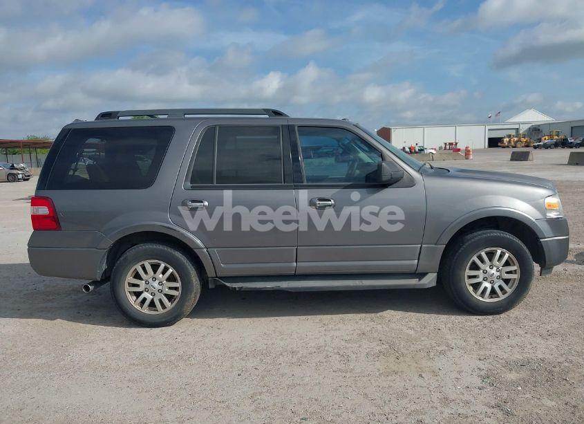 Photo 13 of 2012 Ford Expedition XLT (VIN 1FMJU1H56CEF29681)