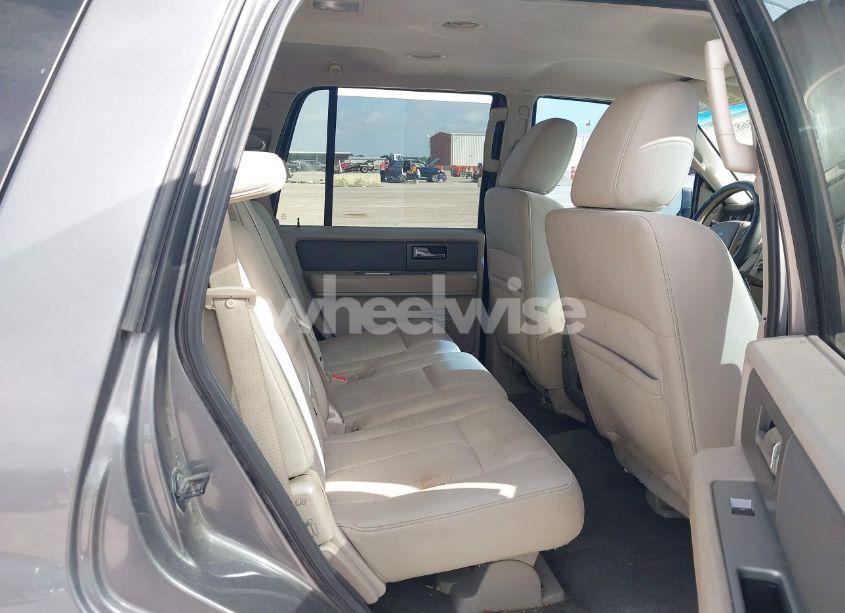 Photo 8 of 2012 Ford Expedition XLT (VIN 1FMJU1H56CEF29681)