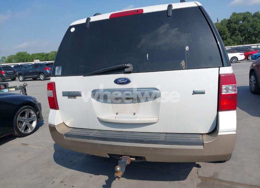 Photo 16 of 2012 Ford Expedition XLT (VIN 1FMJU1H56CEF33312)