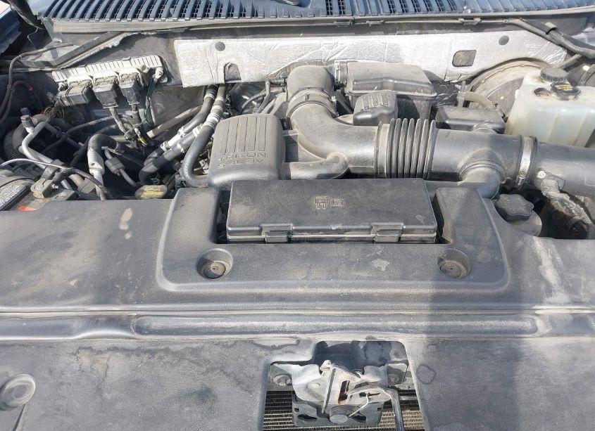 Photo 10 of 2013 Ford Expedition XLT (VIN 1FMJU1H56DEF13725)