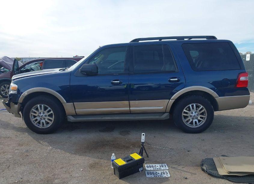 Photo 14 of 2013 Ford Expedition XLT (VIN 1FMJU1H56DEF13725)