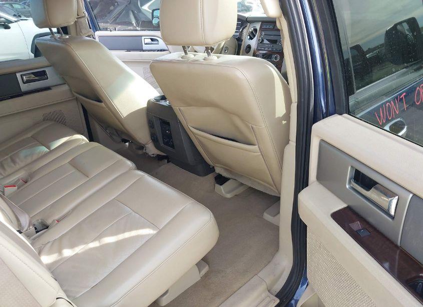 Photo 8 of 2013 Ford Expedition XLT (VIN 1FMJU1H56DEF13725)