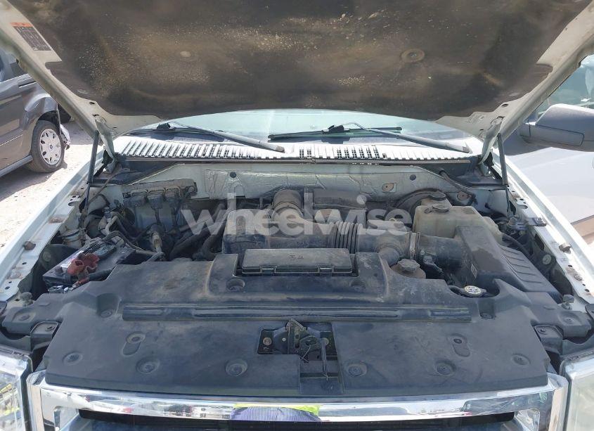 Photo 10 of 2014 Ford Expedition XLT (VIN 1FMJU1H56EEF25651)