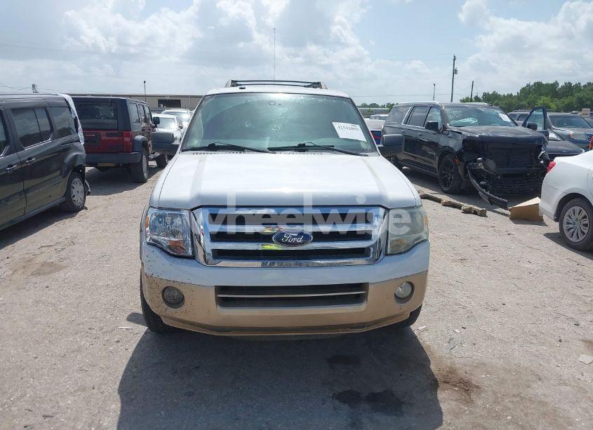 Photo 12 of 2014 Ford Expedition XLT (VIN 1FMJU1H56EEF25651)