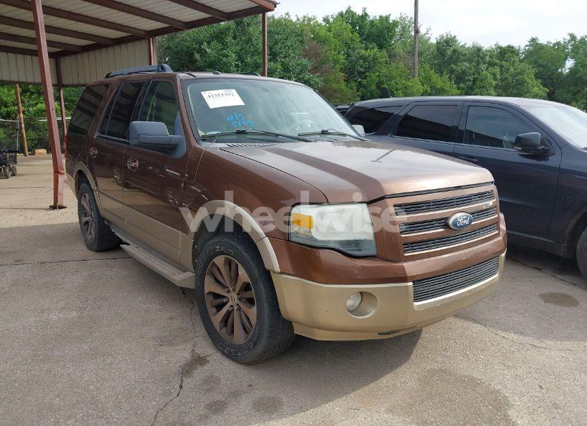2011 Ford Expedition XLT (VIN 1FMJU1H57BEF12130) main photo