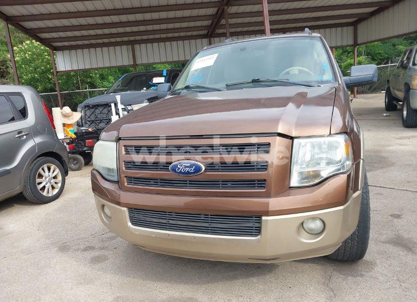 Photo 12 of 2011 Ford Expedition XLT (VIN 1FMJU1H57BEF12130)