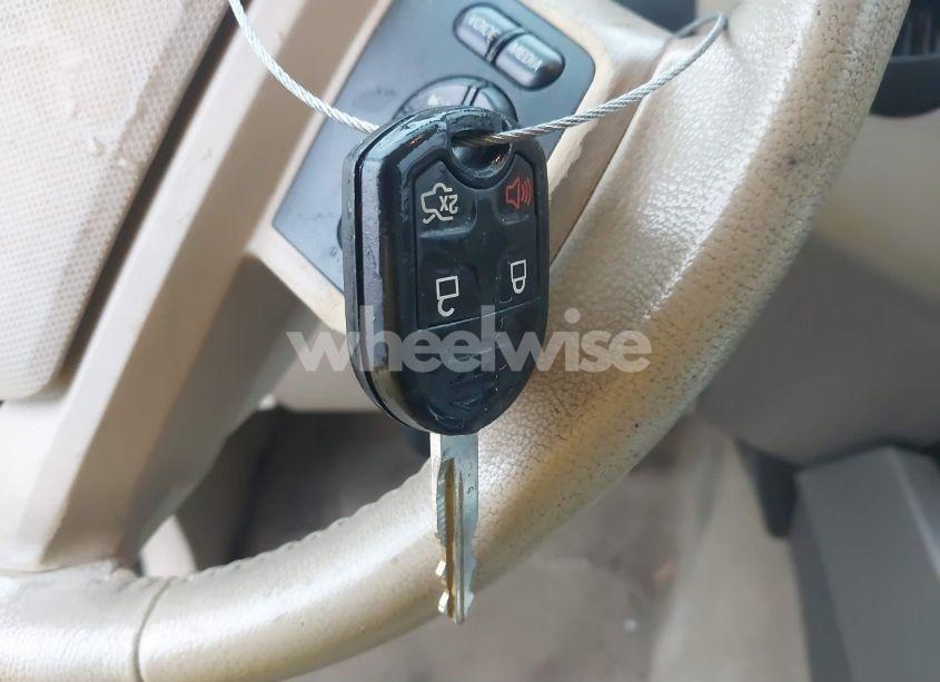 Photo 11 of 2012 Ford Expedition XLT (VIN 1FMJU1H57CEF02585)