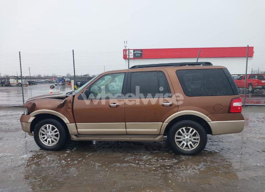 Photo 14 of 2012 Ford Expedition XLT (VIN 1FMJU1H57CEF02585)