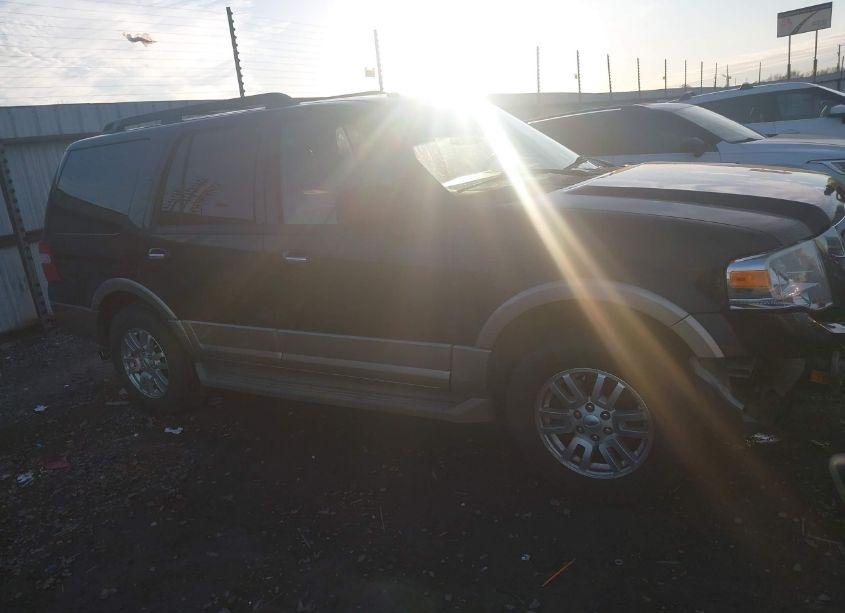Photo 13 of 2012 Ford Expedition XLT (VIN 1FMJU1H57CEF08841)