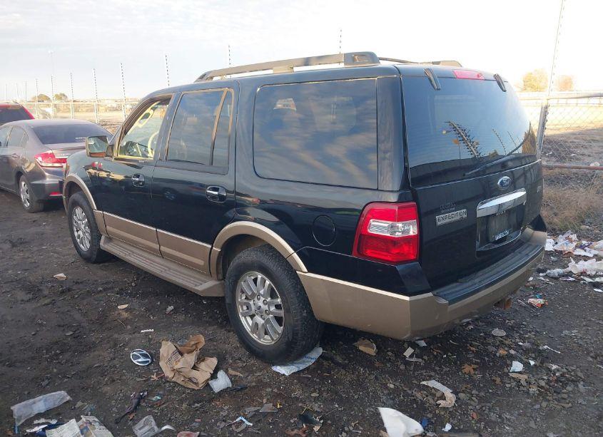 Photo 3 of 2012 Ford Expedition XLT (VIN 1FMJU1H57CEF08841)