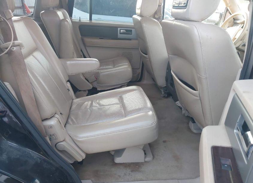 Photo 8 of 2012 Ford Expedition XLT (VIN 1FMJU1H57CEF08841)