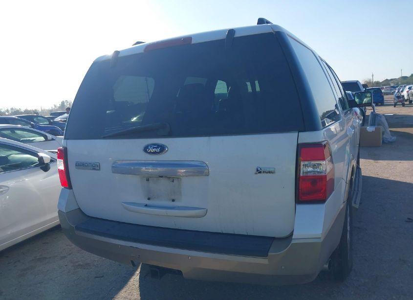 Photo 16 of 2012 Ford Expedition XLT (VIN 1FMJU1H57CEF41760)