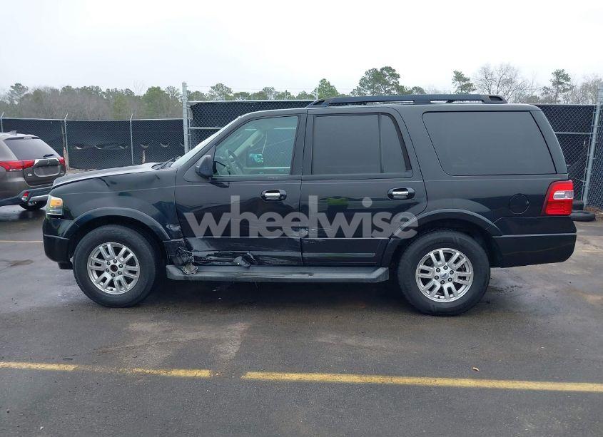 Photo 14 of 2013 Ford Expedition XLT (VIN 1FMJU1H57DEF27391)