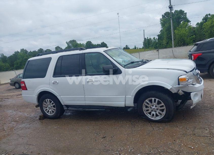 Photo 14 of 2011 Ford Expedition XLT (VIN 1FMJU1H58BEF54161)