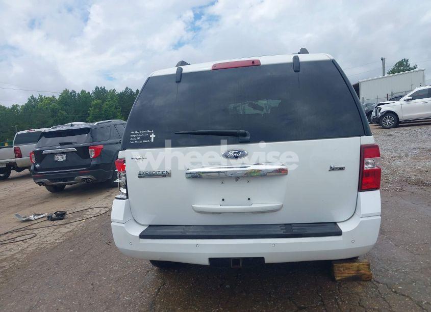 Photo 17 of 2011 Ford Expedition XLT (VIN 1FMJU1H58BEF54161)