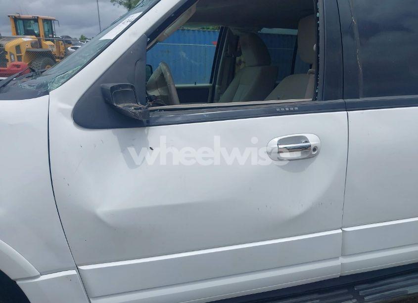 Photo 19 of 2011 Ford Expedition XLT (VIN 1FMJU1H58BEF54161)