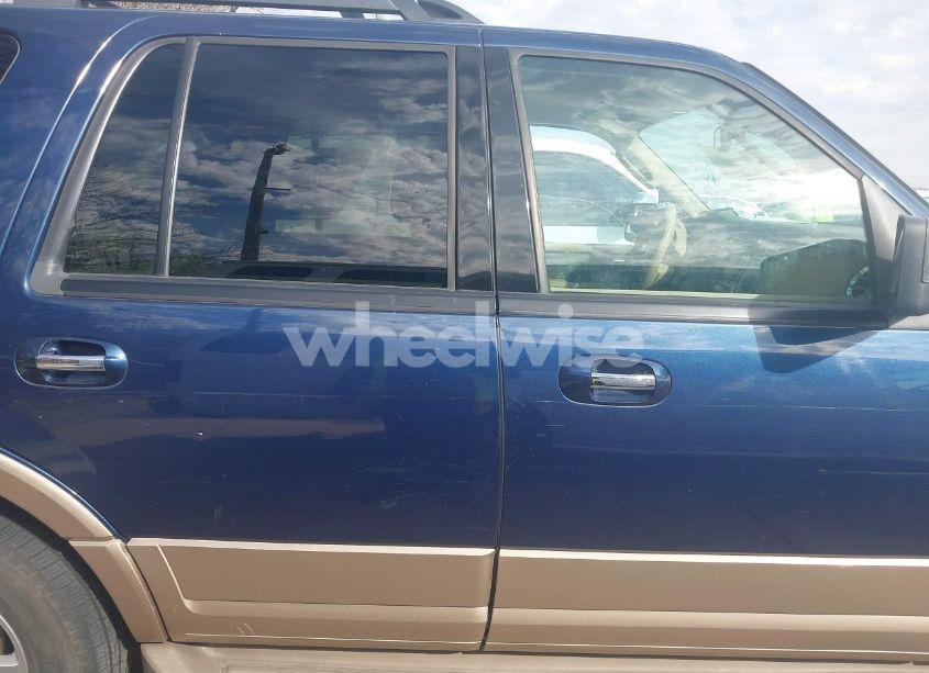 Photo 13 of 2013 Ford Expedition XLT (VIN 1FMJU1H58DEF31479)