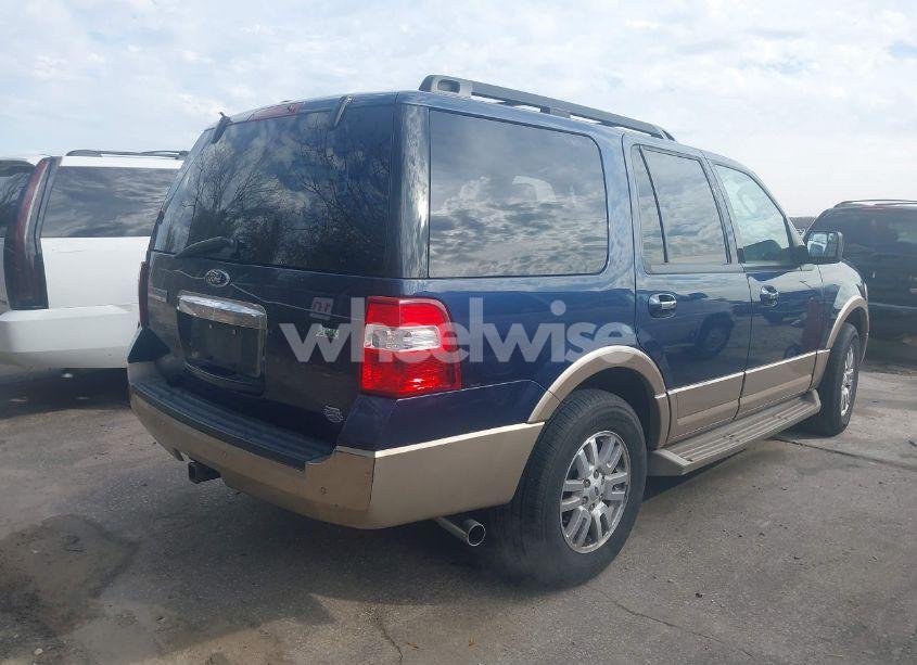 Photo 4 of 2013 Ford Expedition XLT (VIN 1FMJU1H58DEF31479)