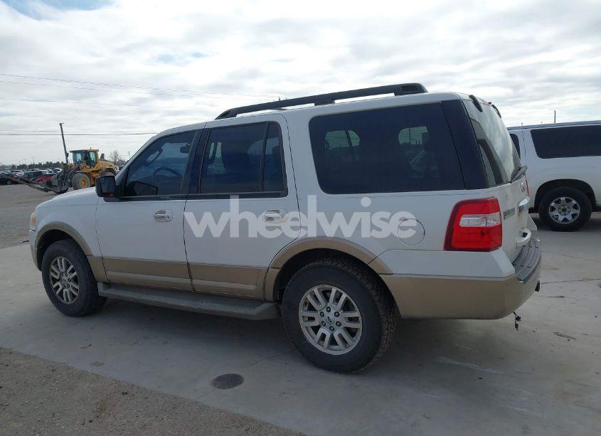 Photo 14 of 2014 Ford Expedition XLT (VIN 1FMJU1H58EEF22492)